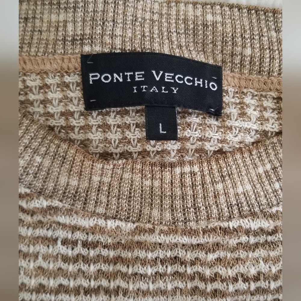 Sweater - Picture 4 of 4